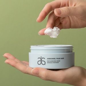 Arbonnes true hair replenishing mask